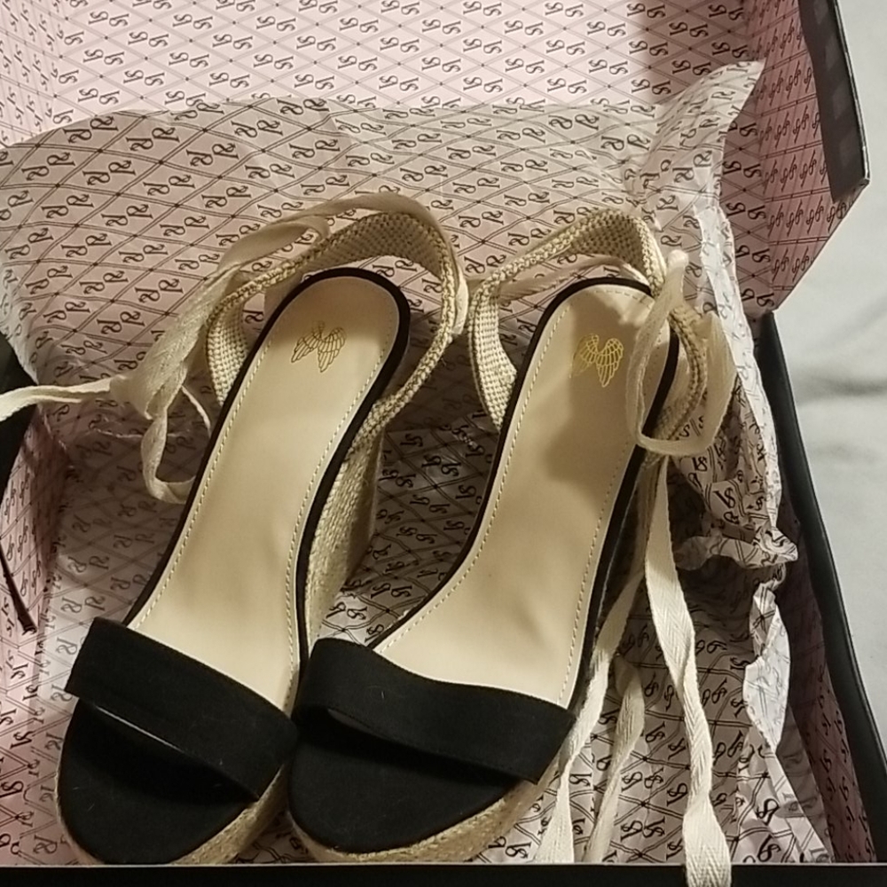 New Victoria's secret lace up wedge